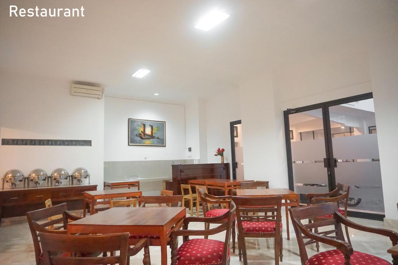 Al Ashri Inn By Urban Jogjakarta Buitenkant foto
