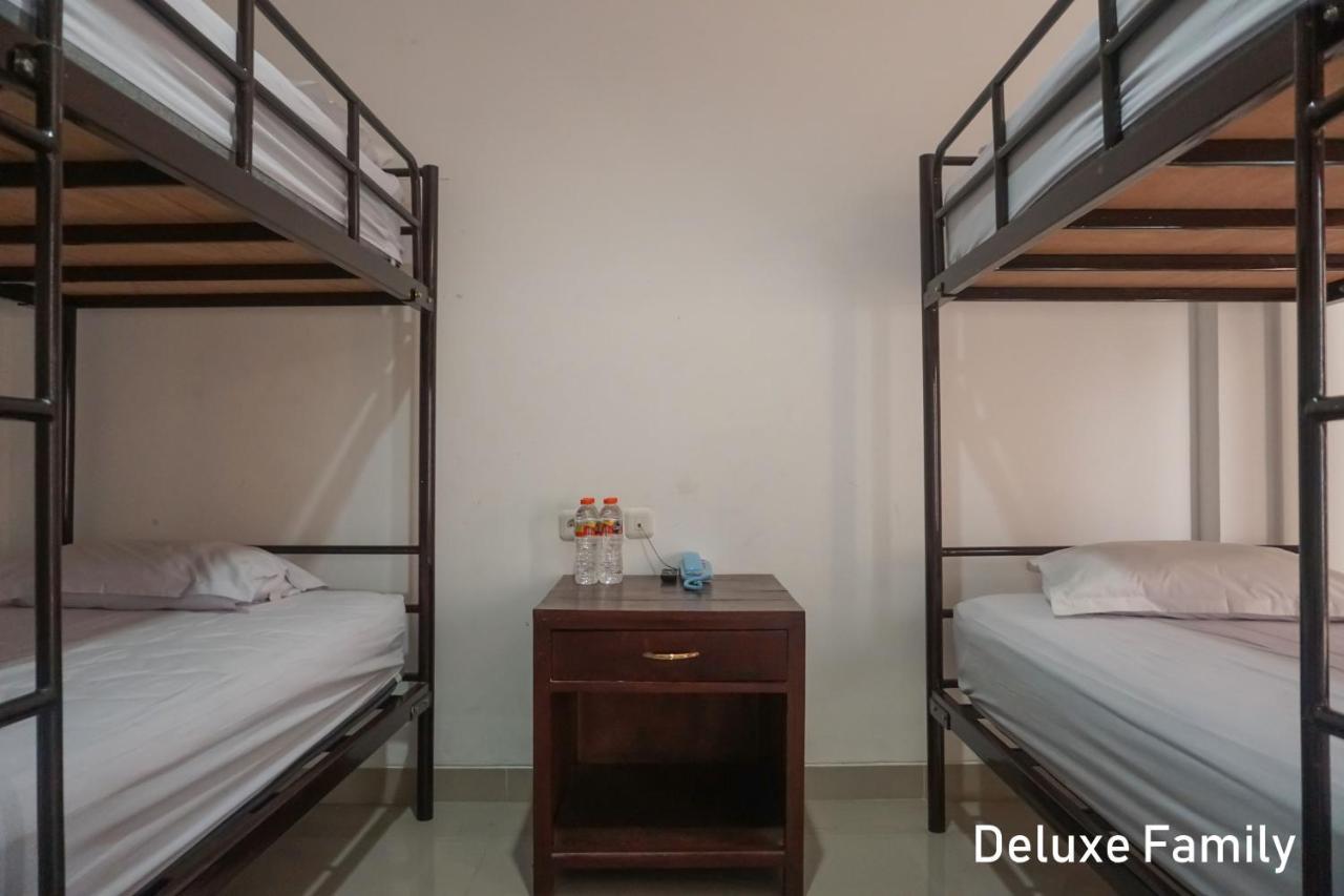 Al Ashri Inn By Urban Jogjakarta Buitenkant foto
